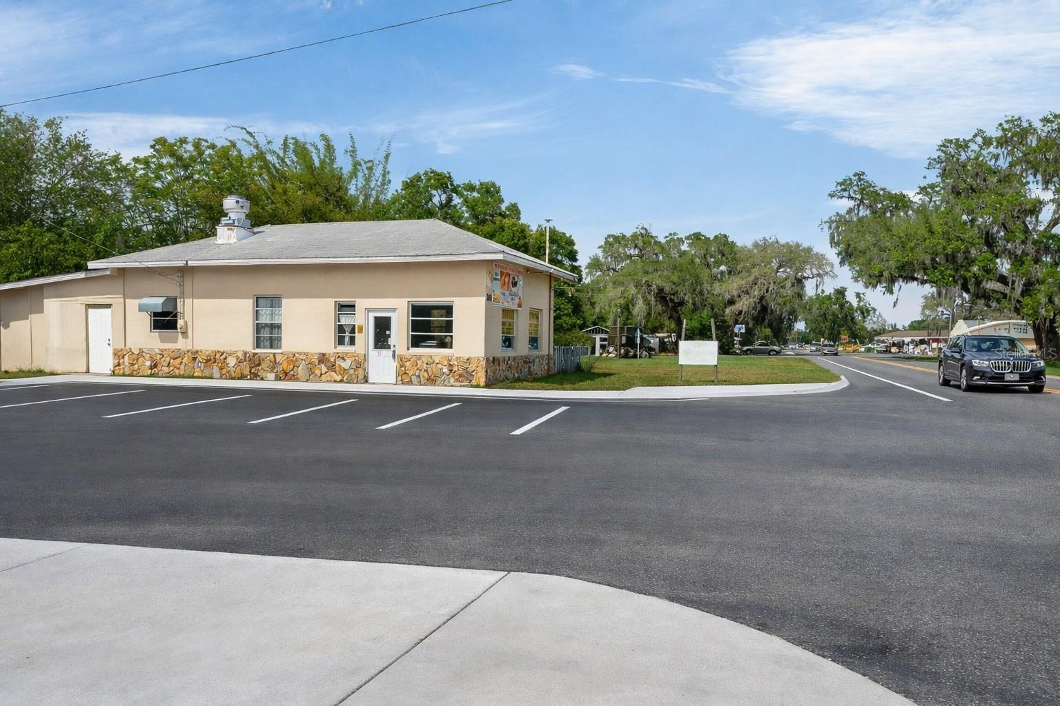 800 S US 301, SUMTERVILLE, FL, 33585