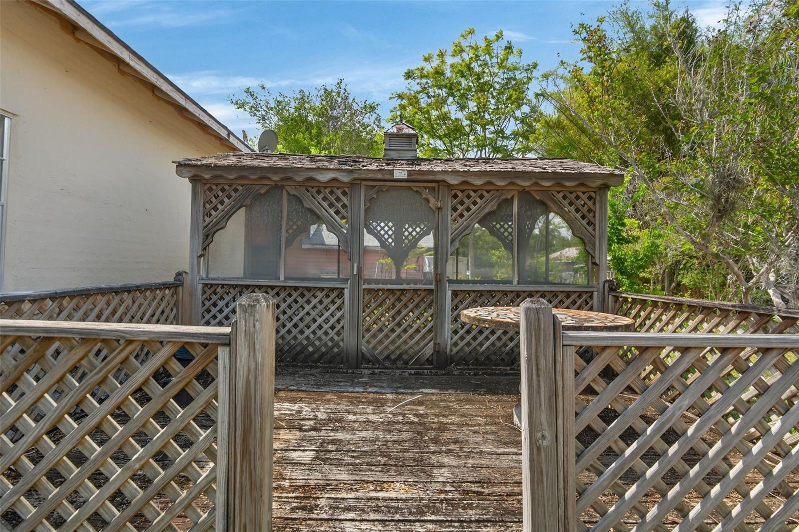 800 S US 301, SUMTERVILLE, FL, 33585