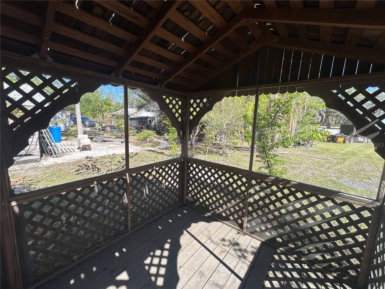 800 S US 301, SUMTERVILLE, FL, 33585