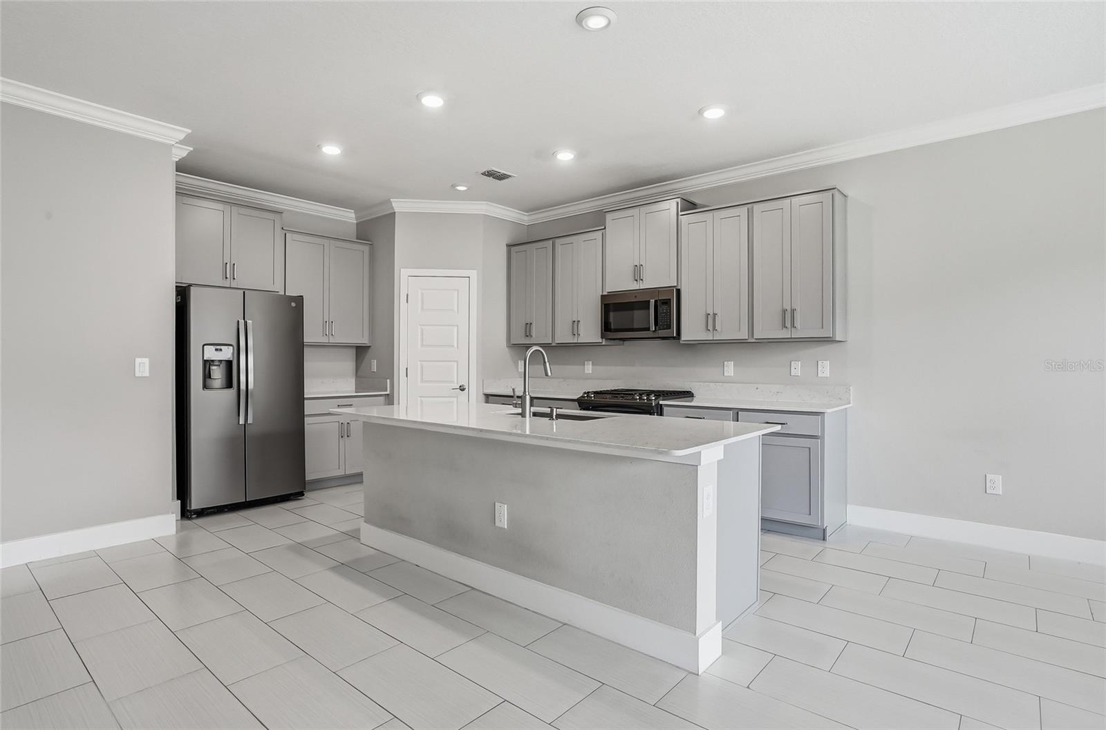8598 CAMPUS WOODS WAY, NEW PORT RICHEY, FL, 34655