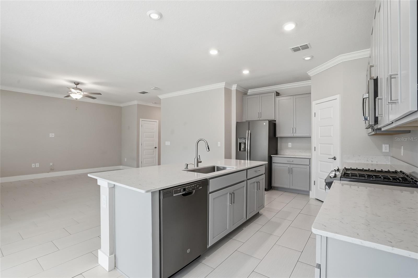 8598 CAMPUS WOODS WAY, NEW PORT RICHEY, FL, 34655