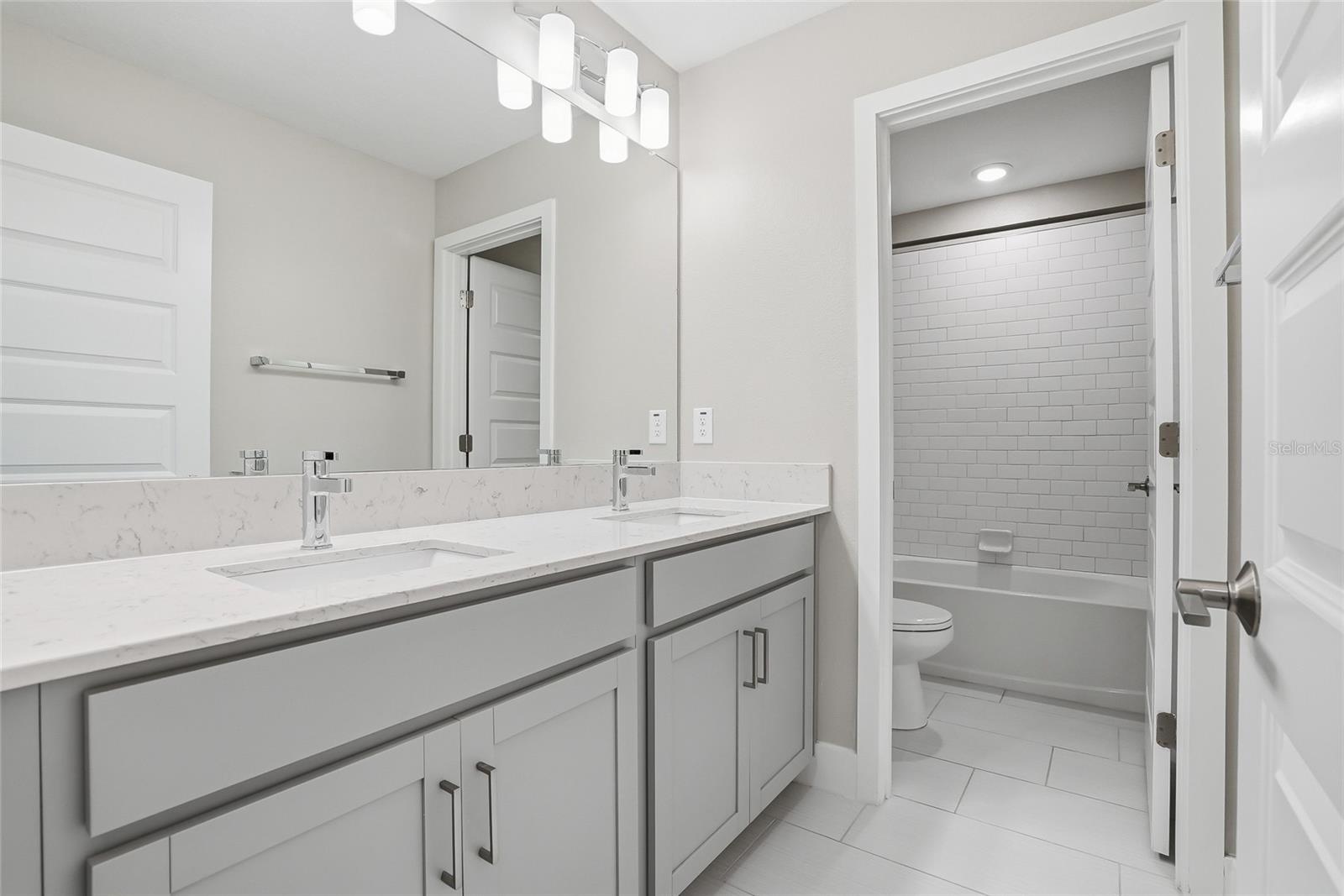 8598 CAMPUS WOODS WAY, NEW PORT RICHEY, FL, 34655