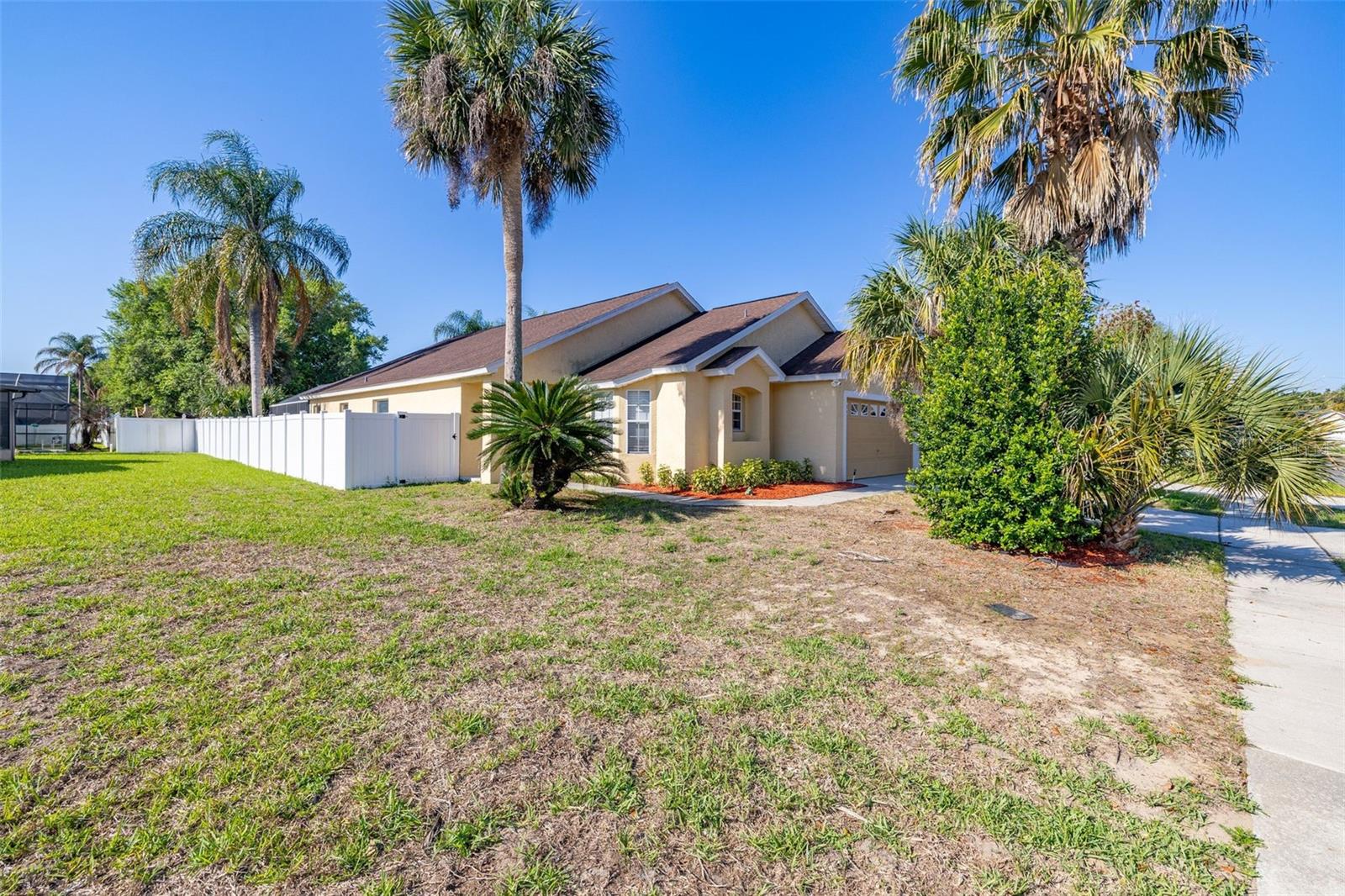 2634 AUTUMN CREEK CIR, KISSIMMEE, FL, 34747