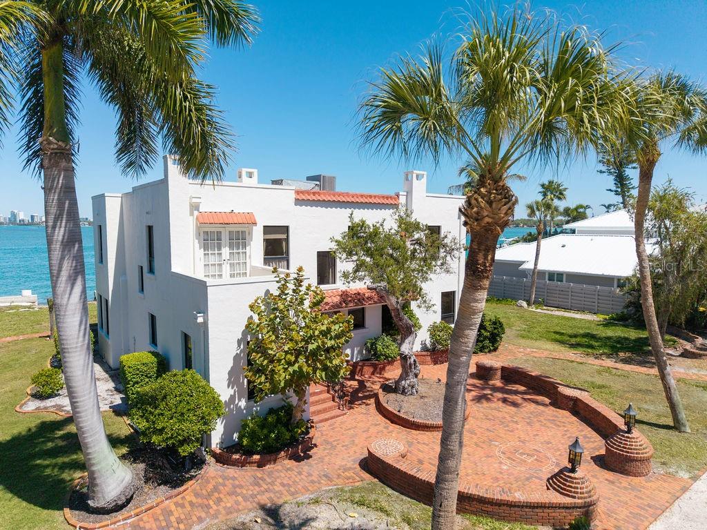 679 NORSOTA WAY, SARASOTA, FL, 34242