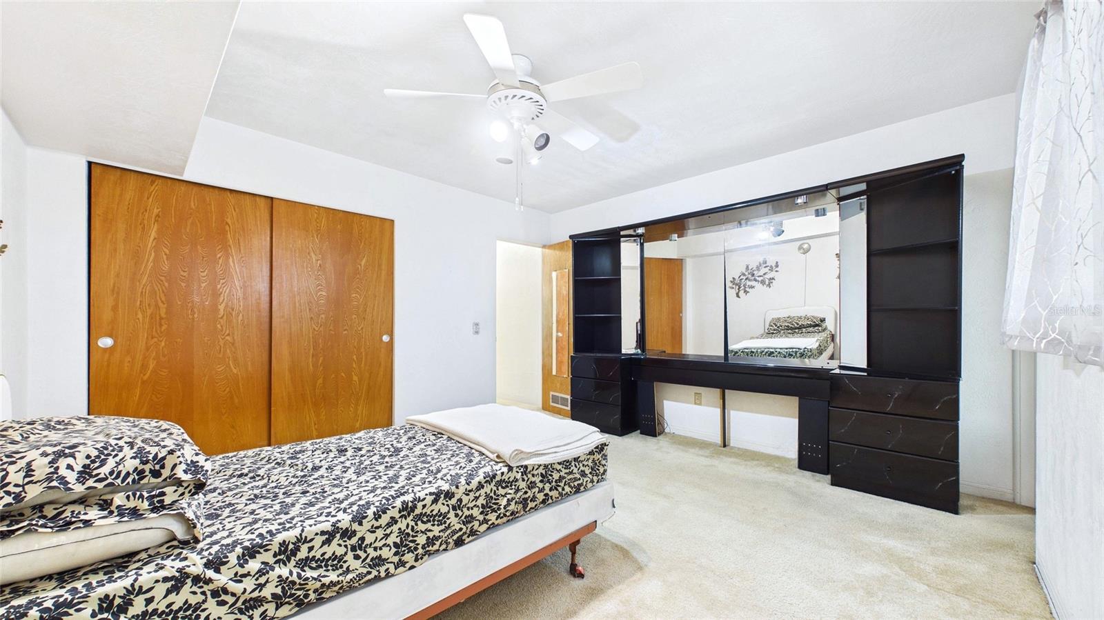 5664 40TH TER N #428, ST PETERSBURG, FL, 33710