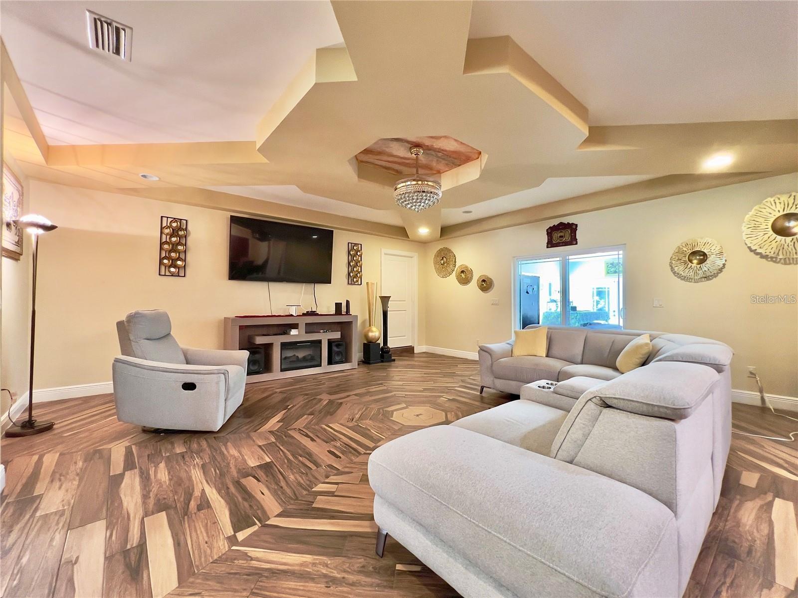 3900 REAVES RD, KISSIMMEE, FL, 34746