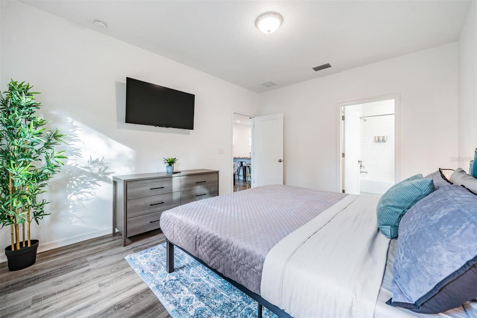 2604 N HIGHLAND AVE #B, TAMPA, FL, 33602