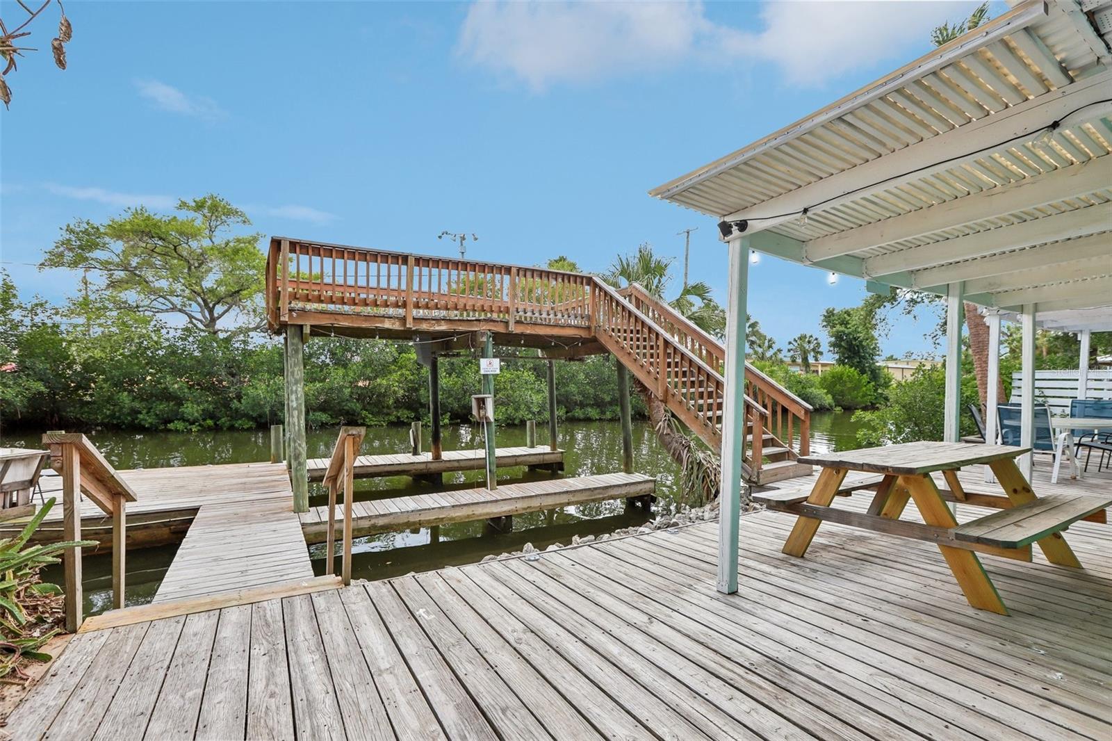 8825 OAK ST, RIVERVIEW, FL, 33578