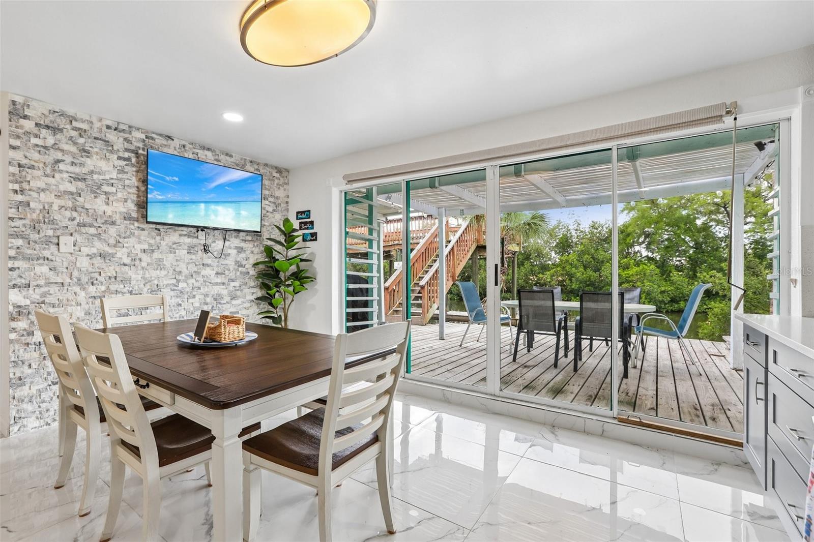 8825 OAK ST, RIVERVIEW, FL, 33578