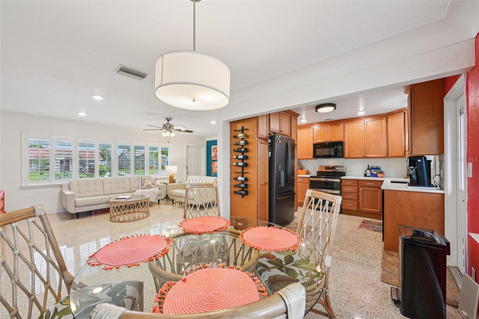 6417 24TH AVE N, ST PETERSBURG, FL, 33710