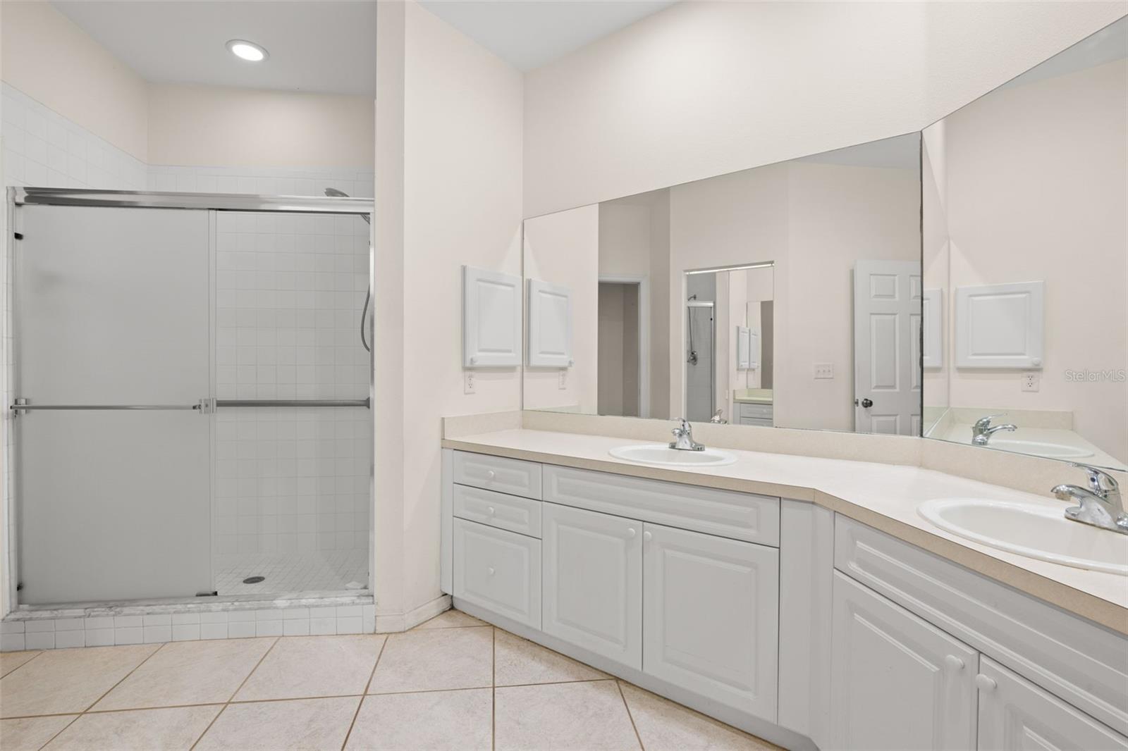 6600 100TH WAY N #24B, ST PETERSBURG, FL, 33708