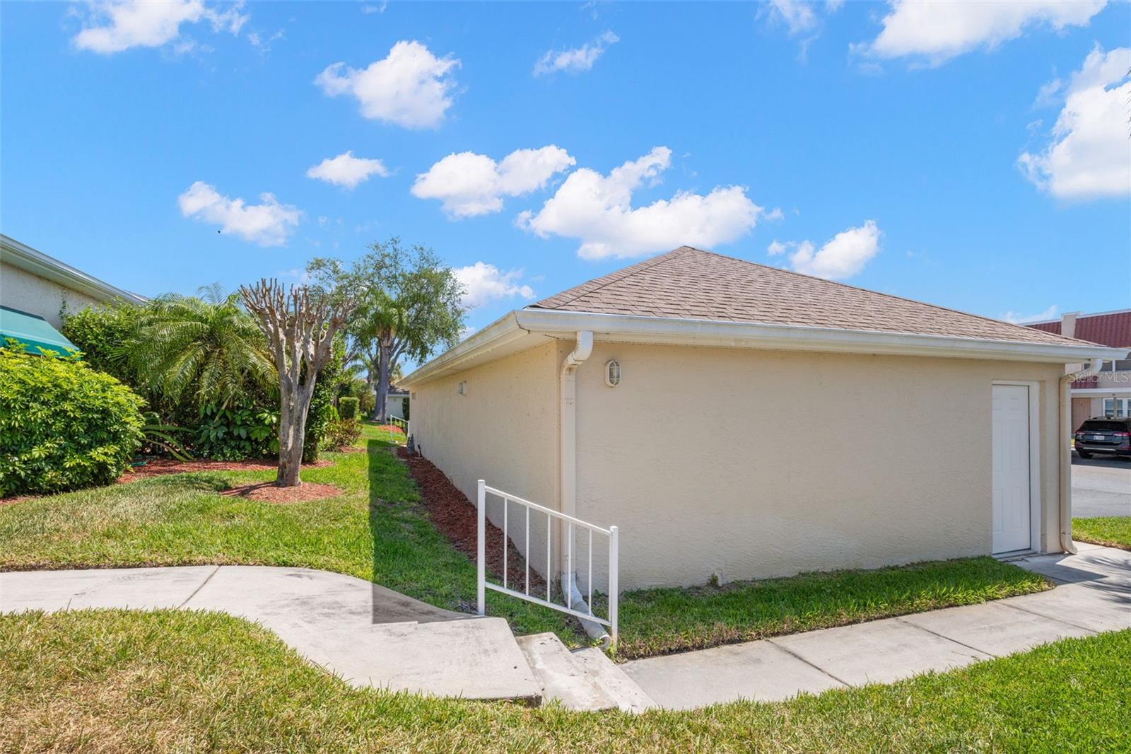 6600 100TH WAY N #24B, ST PETERSBURG, FL, 33708