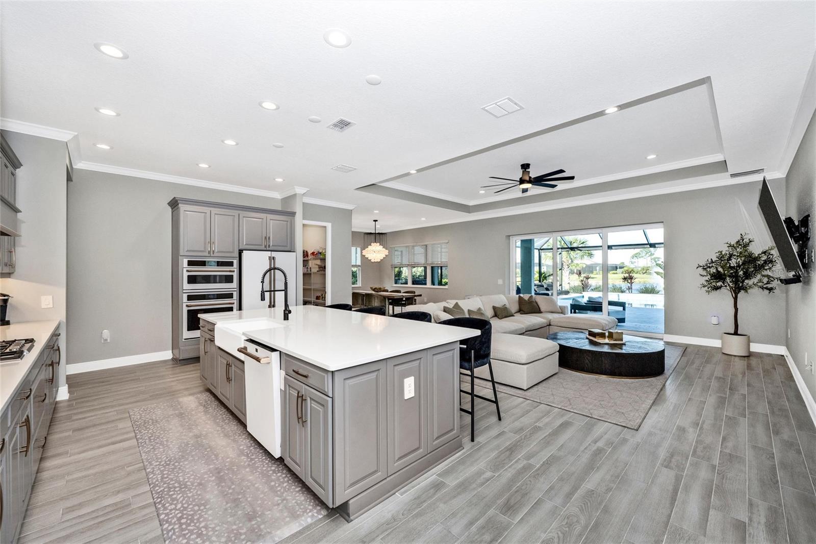 18817 VALLETA AVE, VENICE, FL, 34293