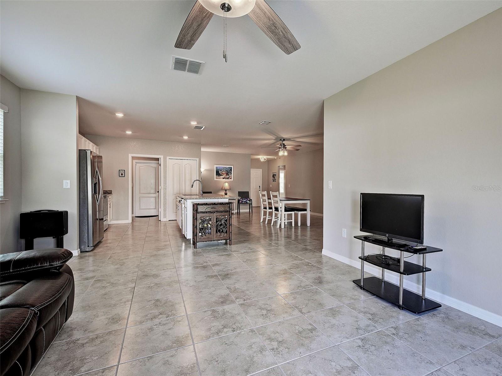 2065 APIAN WAY, PORT CHARLOTTE, FL, 33953