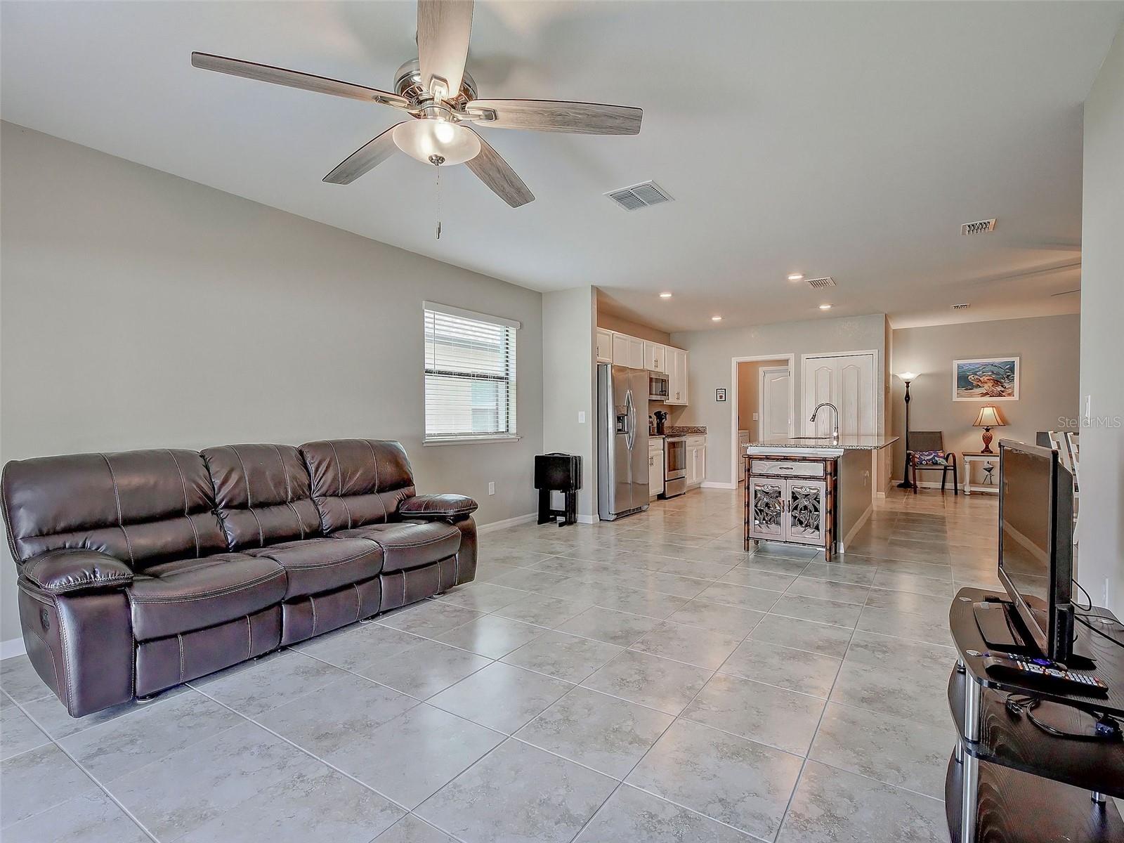 2065 APIAN WAY, PORT CHARLOTTE, FL, 33953