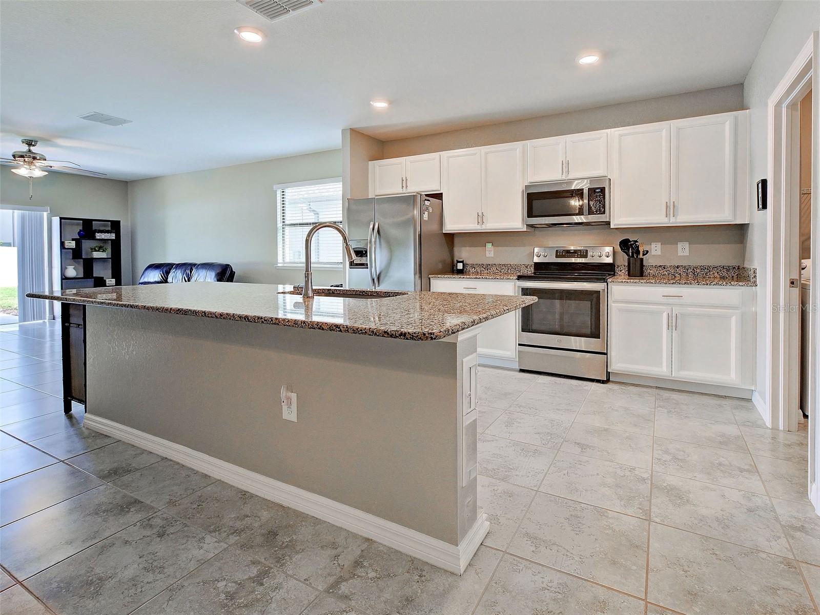 2065 APIAN WAY, PORT CHARLOTTE, FL, 33953