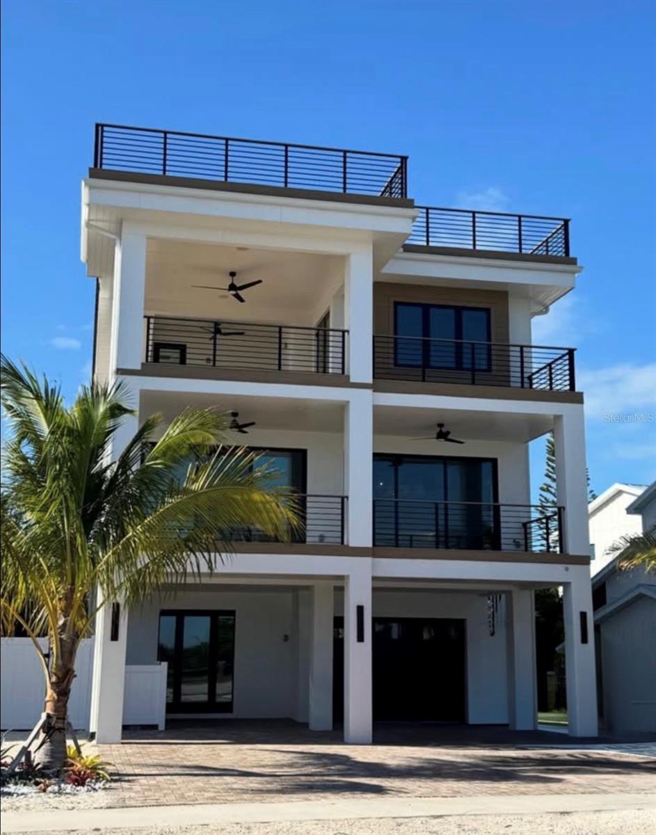 671 AVENIDA DEL NORTE, SARASOTA, FL, 34242