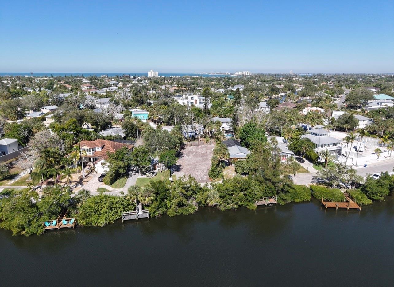 671 AVENIDA DEL NORTE, SARASOTA, FL, 34242