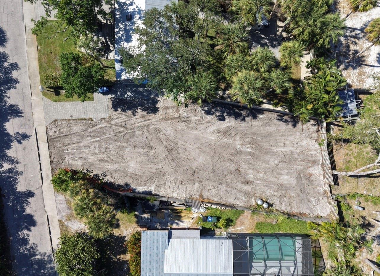 671 AVENIDA DEL NORTE, SARASOTA, FL, 34242