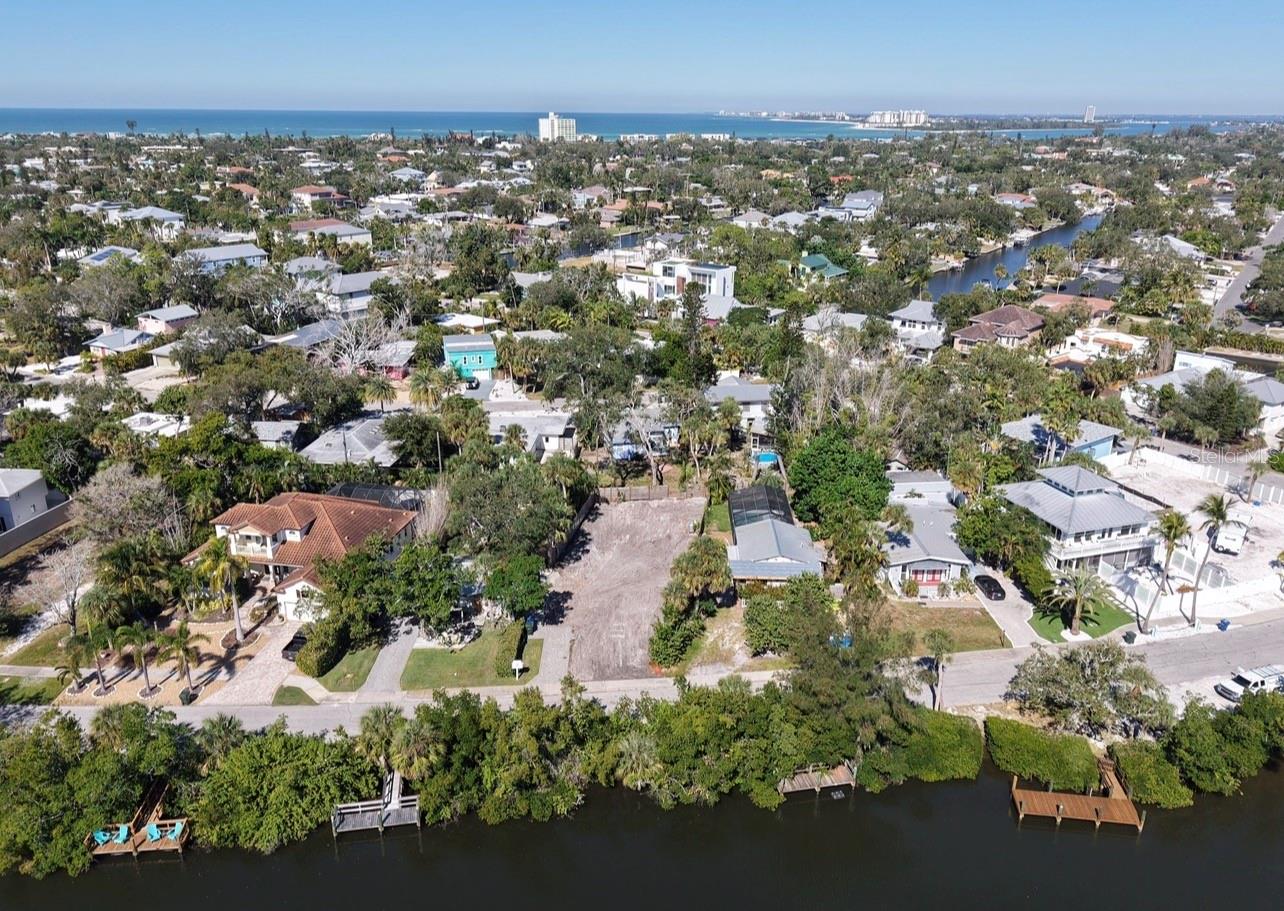 671 AVENIDA DEL NORTE, SARASOTA, FL, 34242