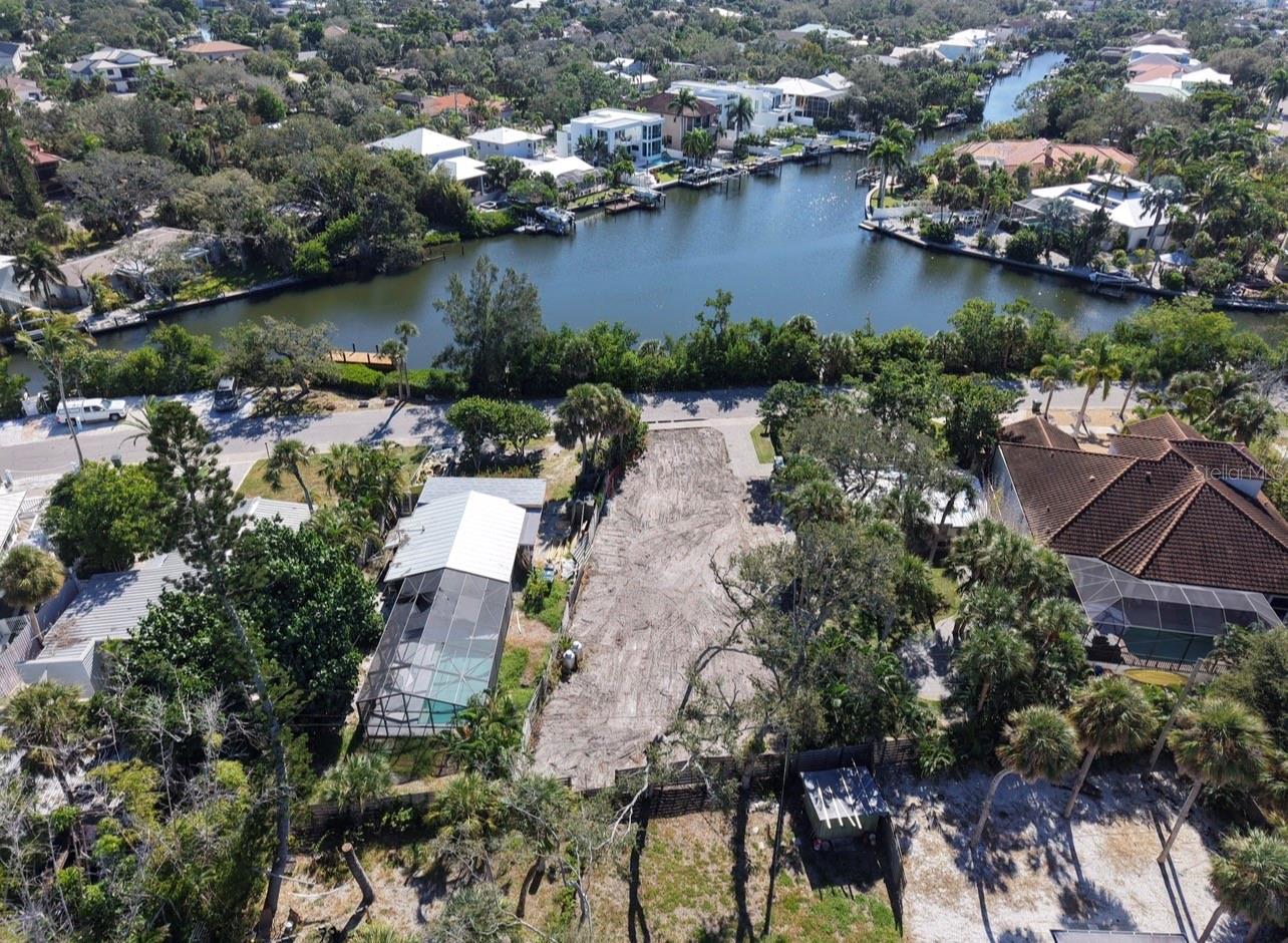 671 AVENIDA DEL NORTE, SARASOTA, FL, 34242