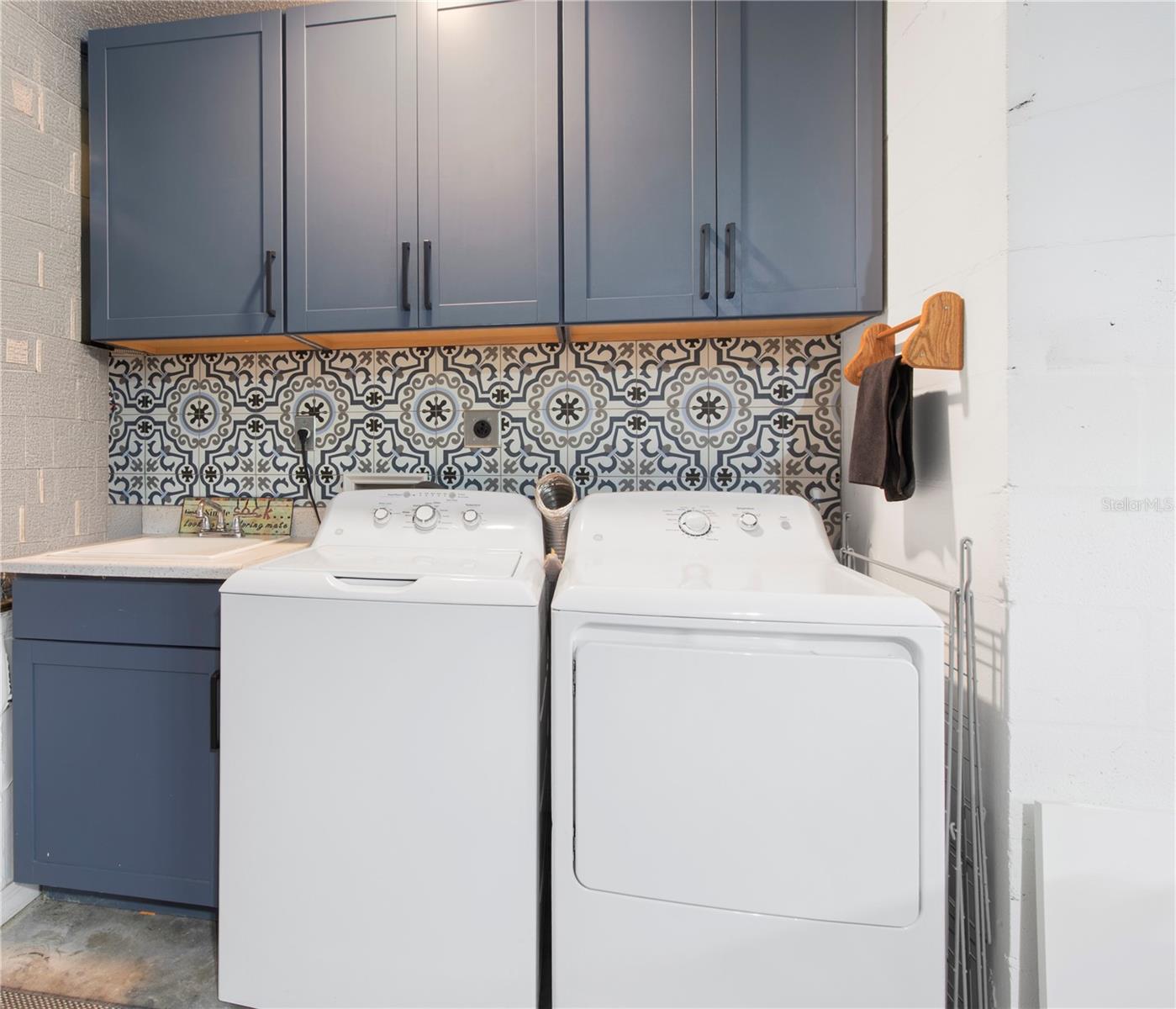 4702 GLENBROOKE TER, SARASOTA, FL, 34243