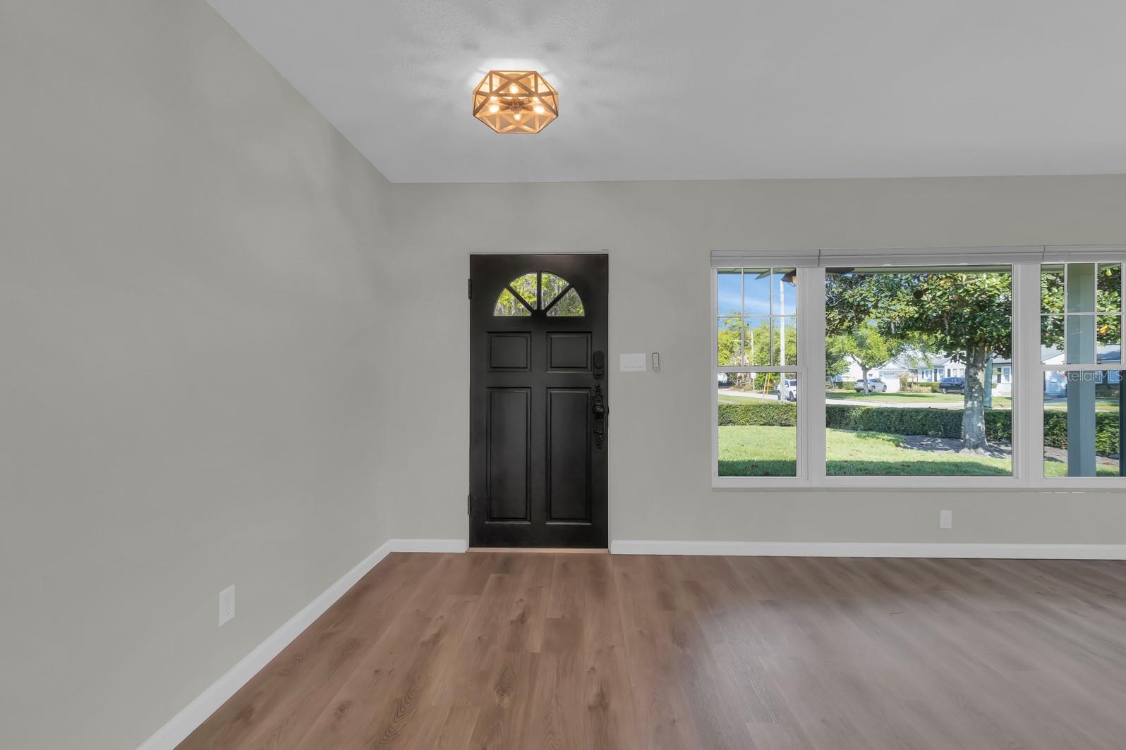 1619 N WESTMORELAND DR, ORLANDO, FL, 32804