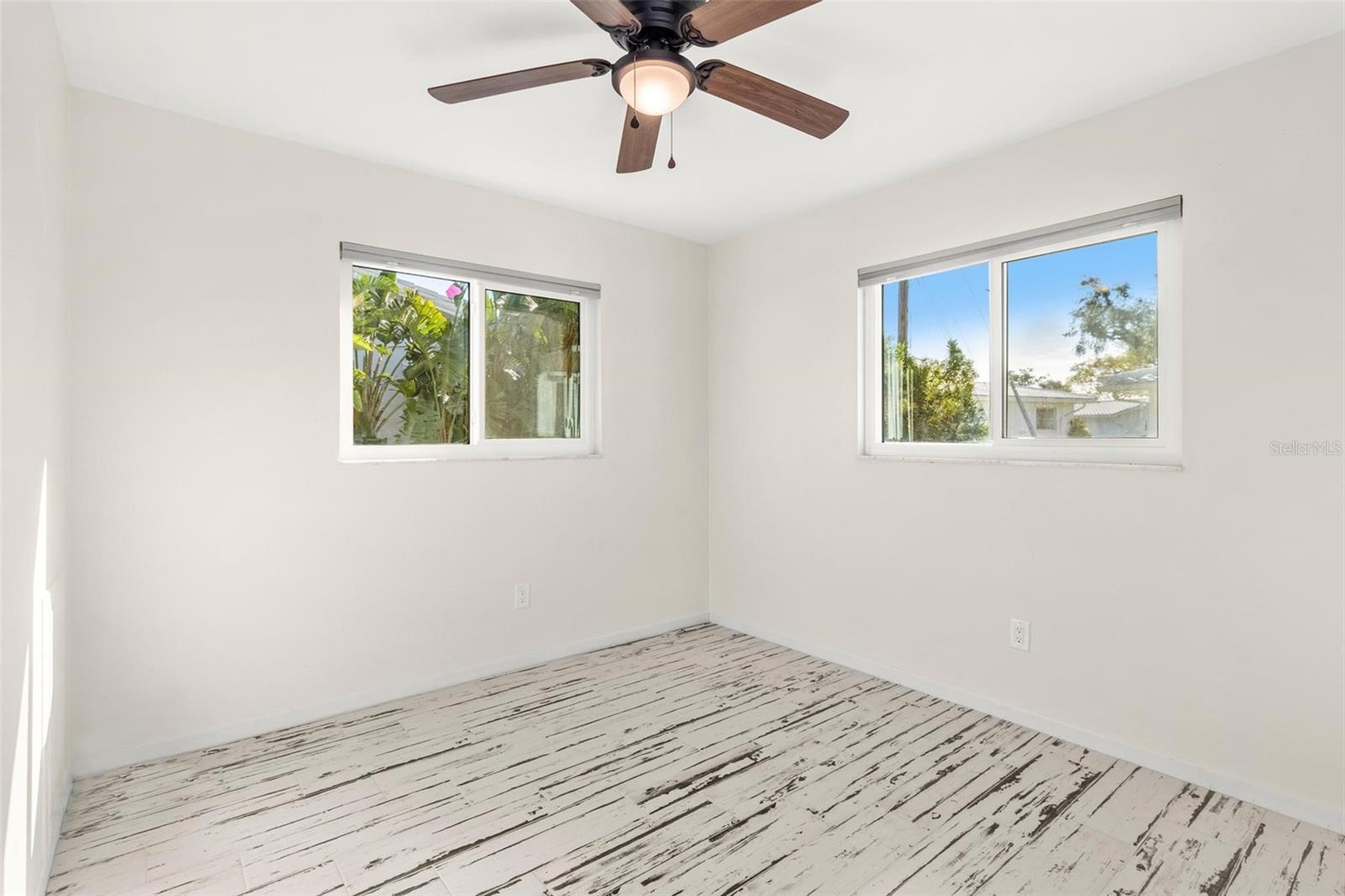 14198 89TH AVE, SEMINOLE, FL, 33776