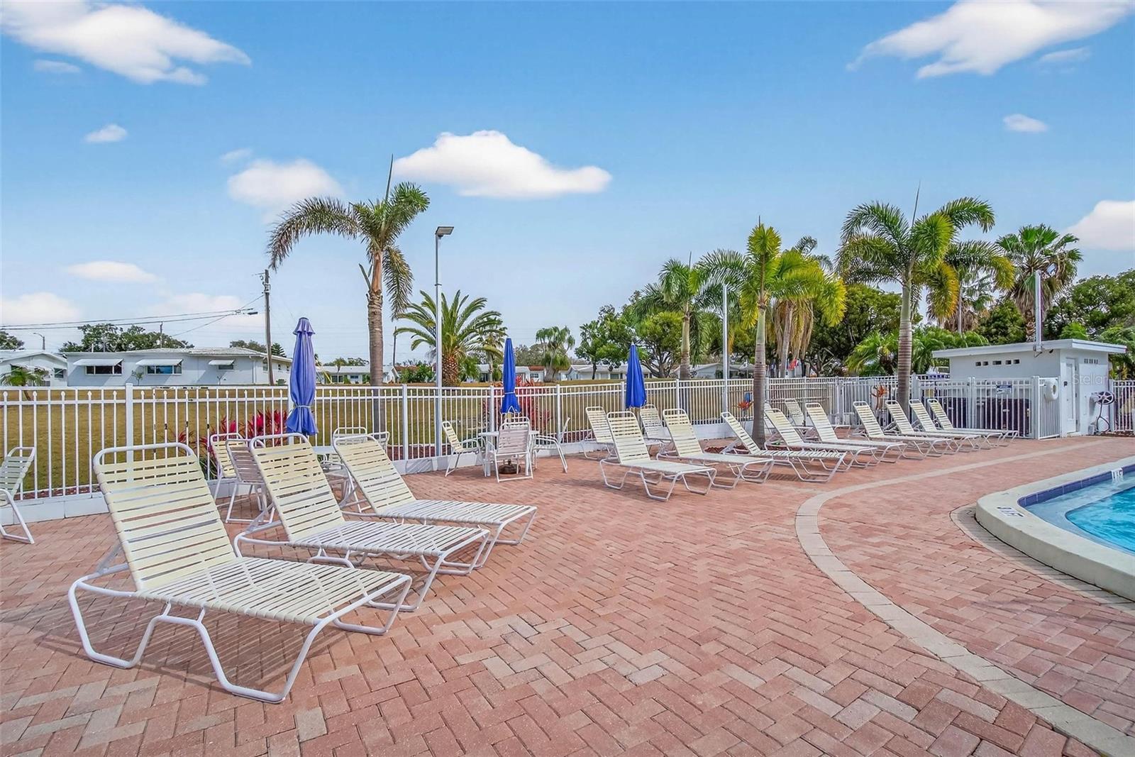 14198 89TH AVE, SEMINOLE, FL, 33776