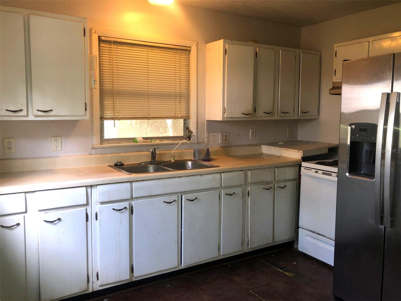 2005 JEFFERSON AVE, SANFORD, FL, 32771