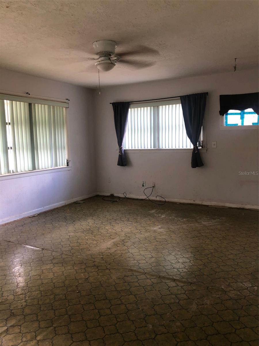 2005 JEFFERSON AVE, SANFORD, FL, 32771