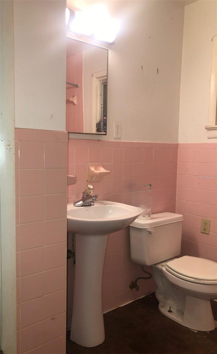 2005 JEFFERSON AVE, SANFORD, FL, 32771