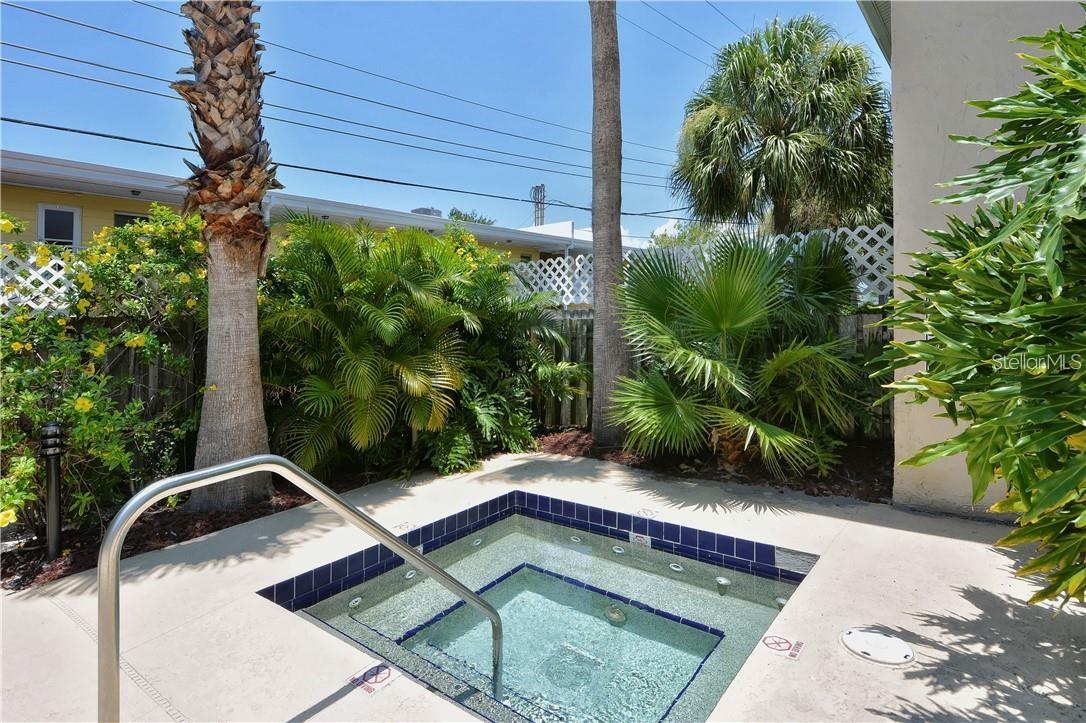 2121 WOOD ST #201, SARASOTA, FL, 34237