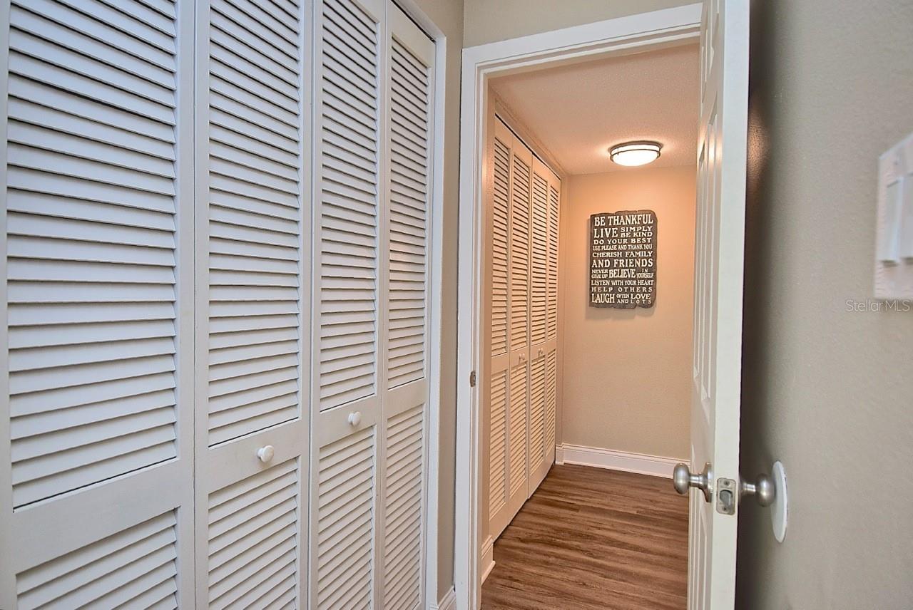 2121 WOOD ST #201, SARASOTA, FL, 34237