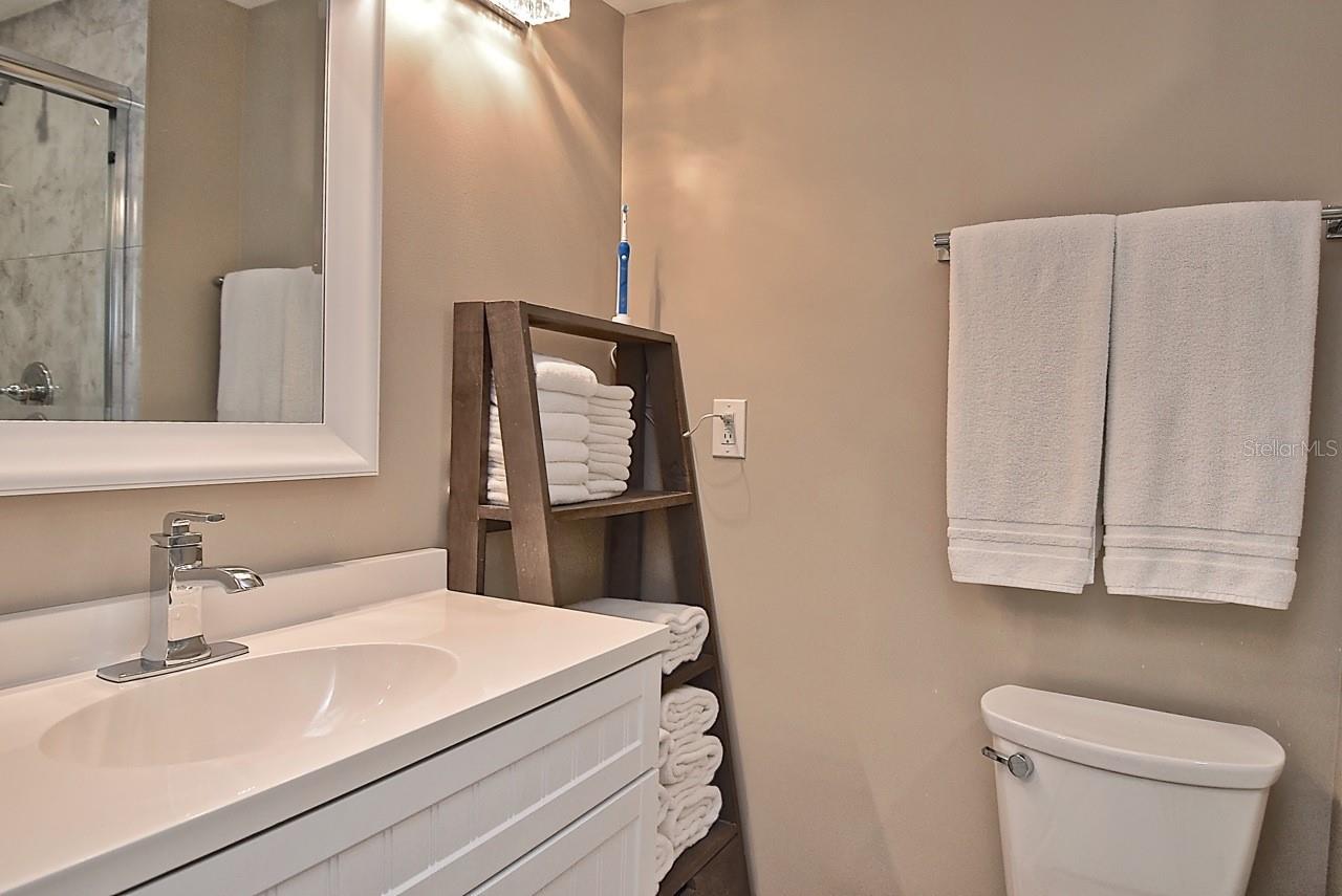 2121 WOOD ST #201, SARASOTA, FL, 34237