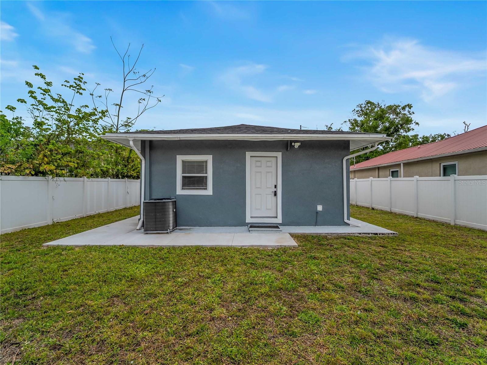 8010 N BROOKS ST, TAMPA, FL, 33604