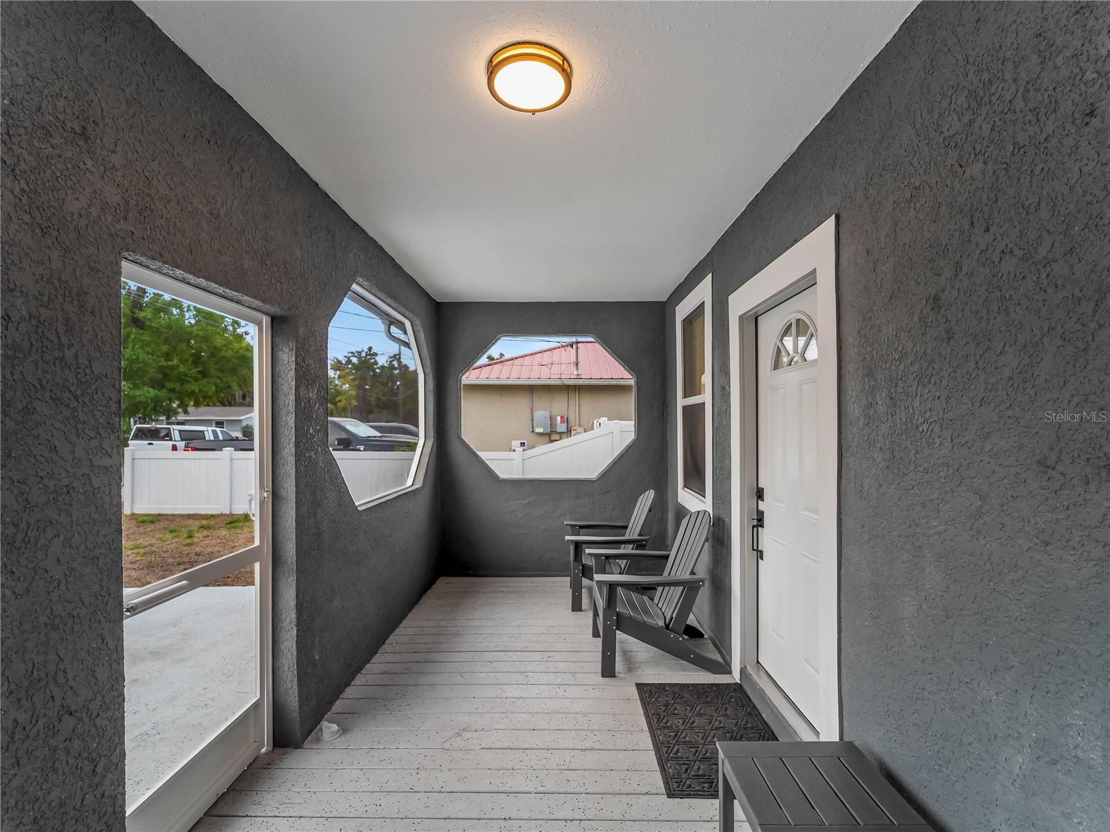 8010 N BROOKS ST, TAMPA, FL, 33604