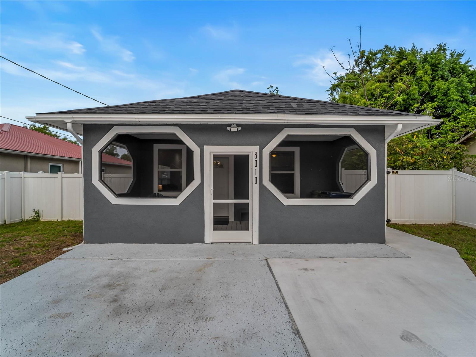 8010 N BROOKS ST, TAMPA, FL, 33604