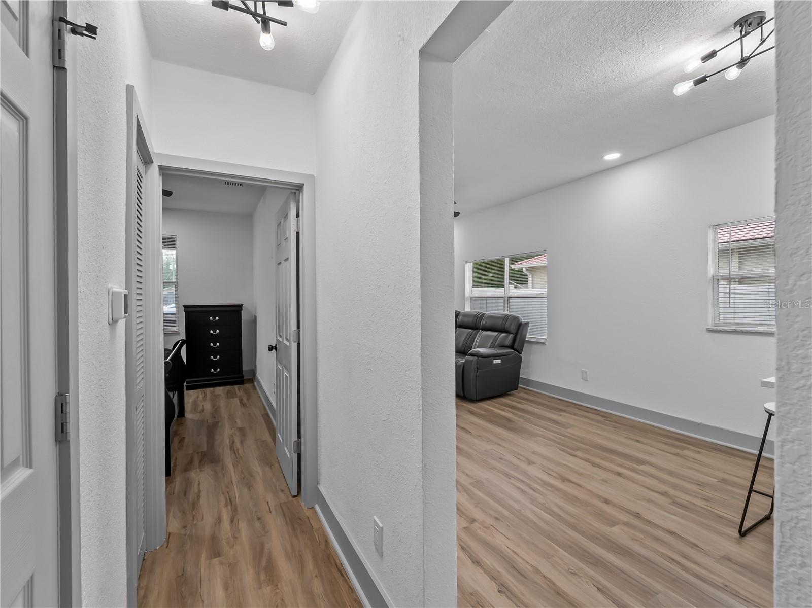 8010 N BROOKS ST, TAMPA, FL, 33604