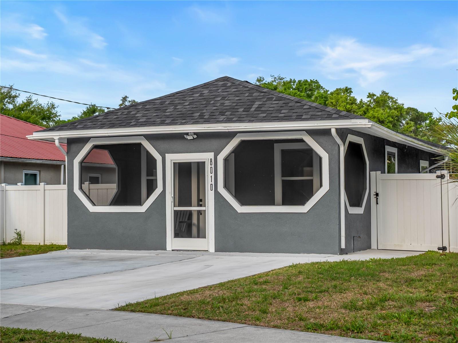 8010 N BROOKS ST, TAMPA, FL, 33604