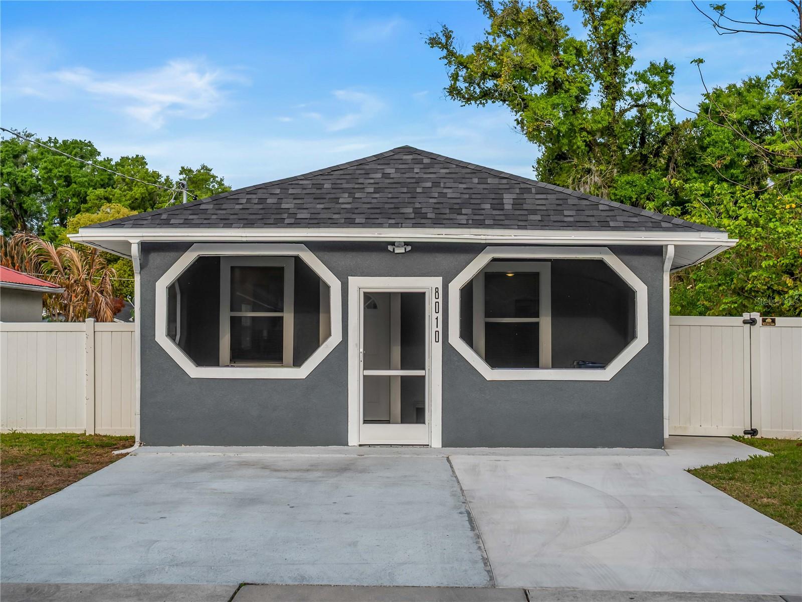 8010 N BROOKS ST, TAMPA, FL, 33604