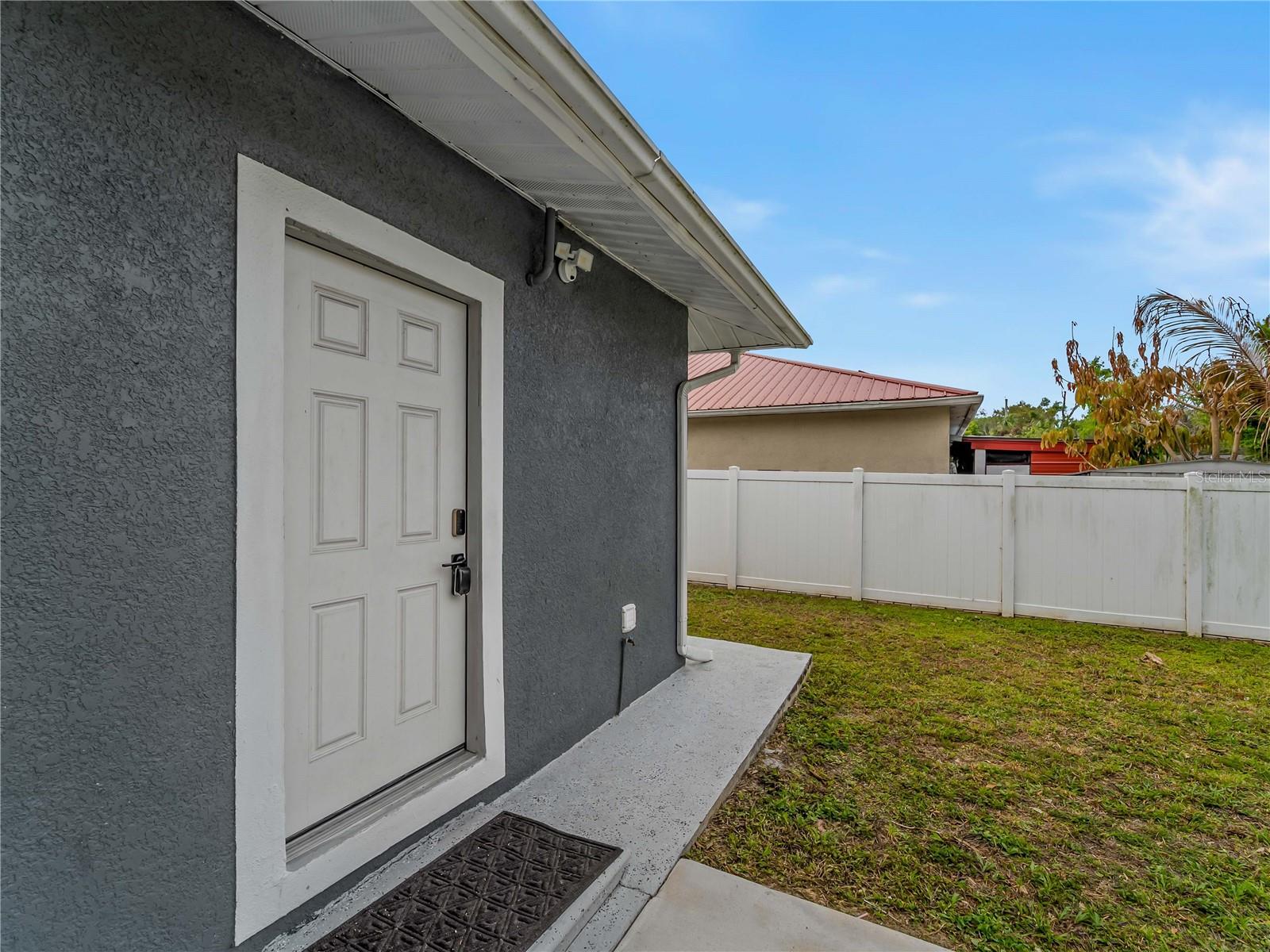 8010 N BROOKS ST, TAMPA, FL, 33604