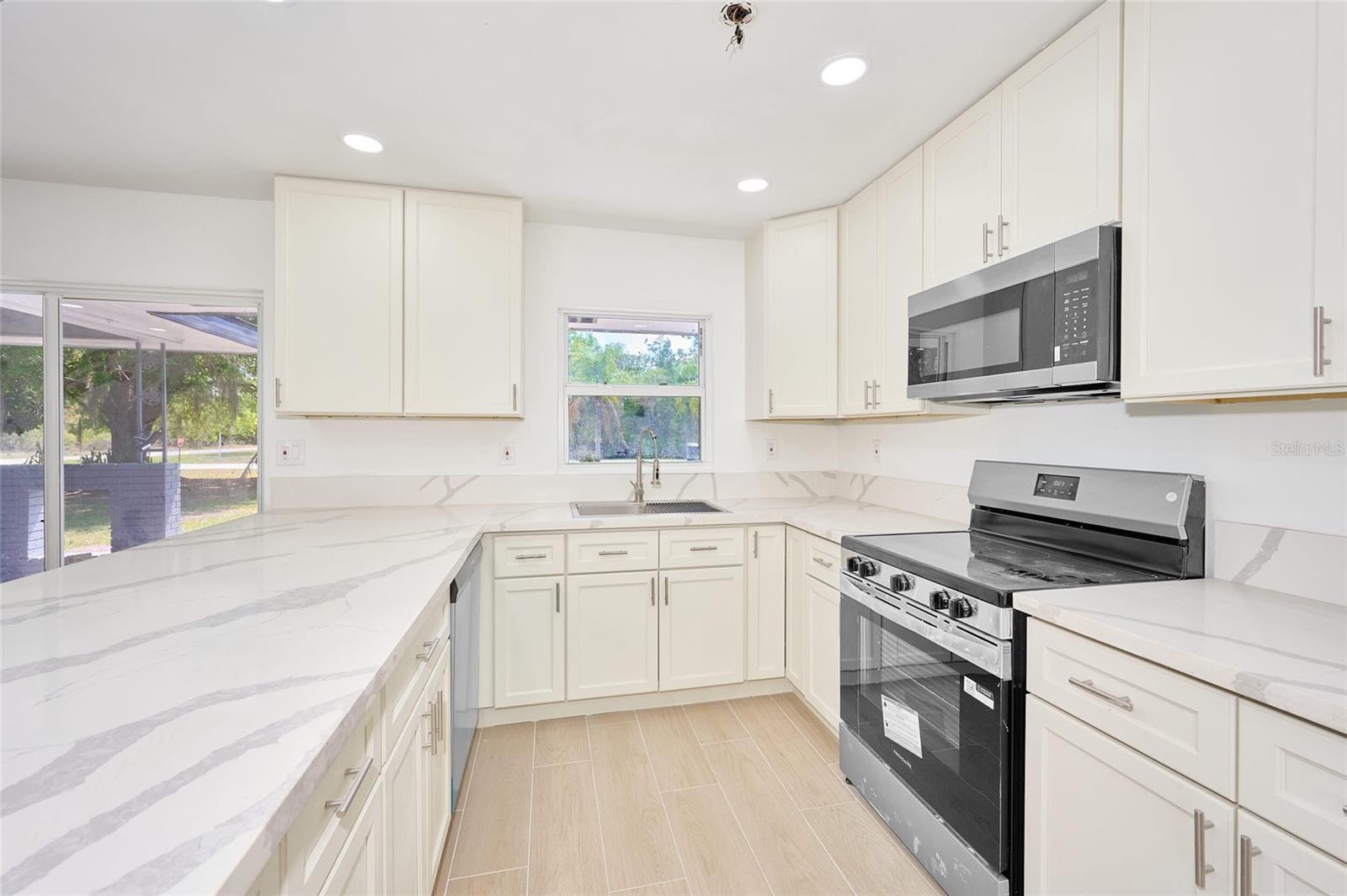 3500 ORCHID DR, INDIAN LAKE ESTATES, FL, 33855