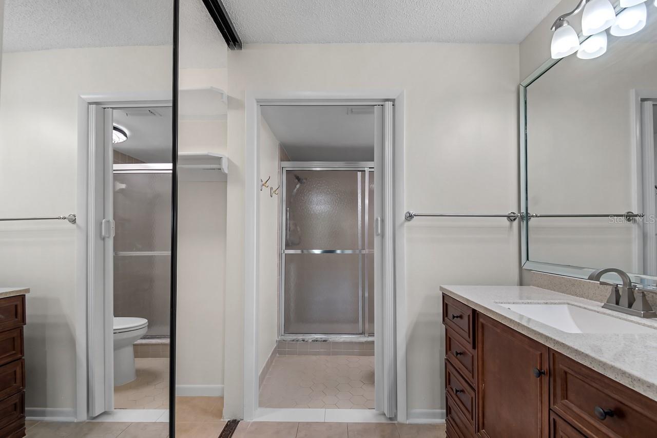 4 ESCONDIDO CIR #27, ALTAMONTE SPRINGS, FL, 32701