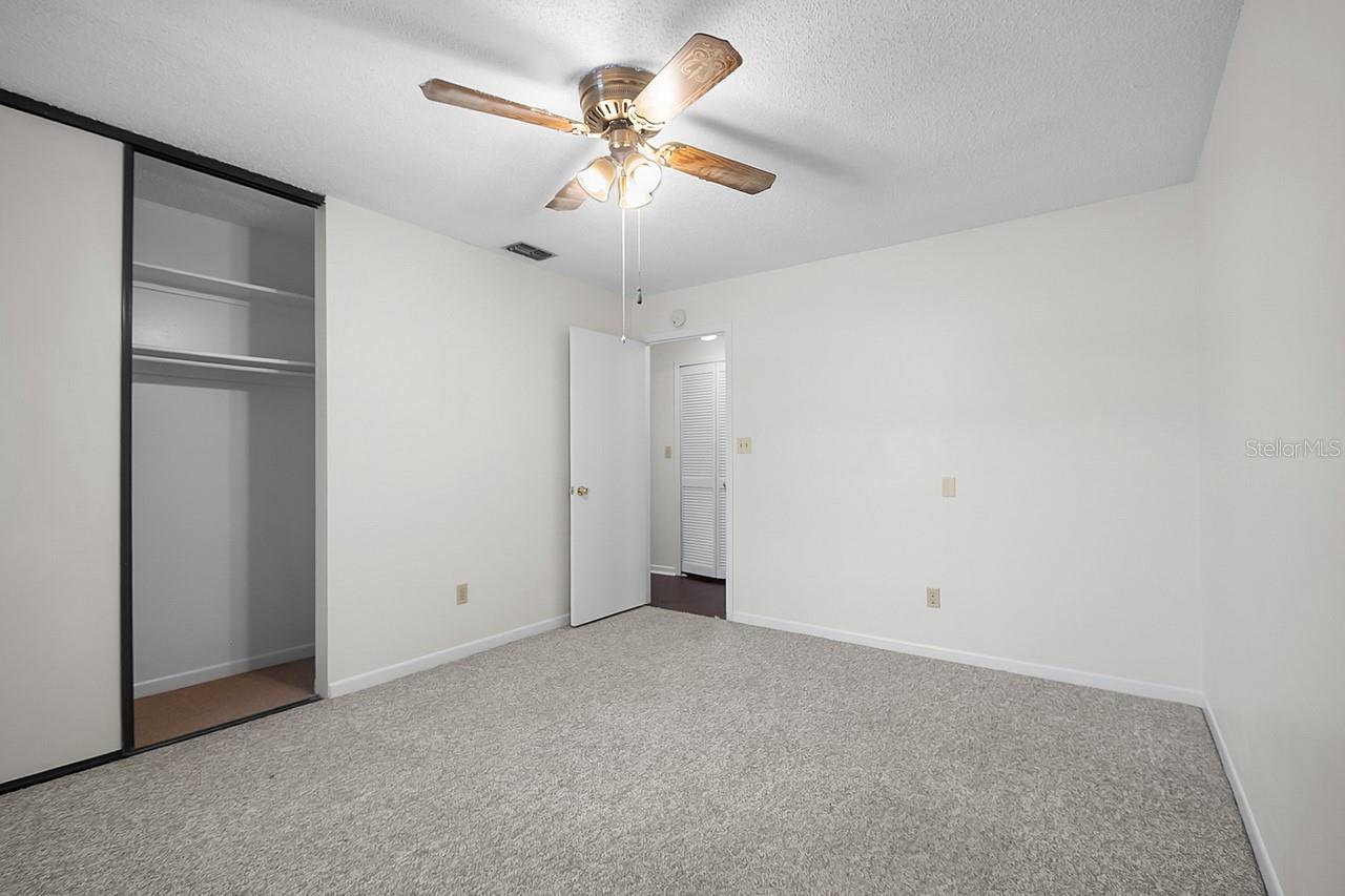 4 ESCONDIDO CIR #27, ALTAMONTE SPRINGS, FL, 32701