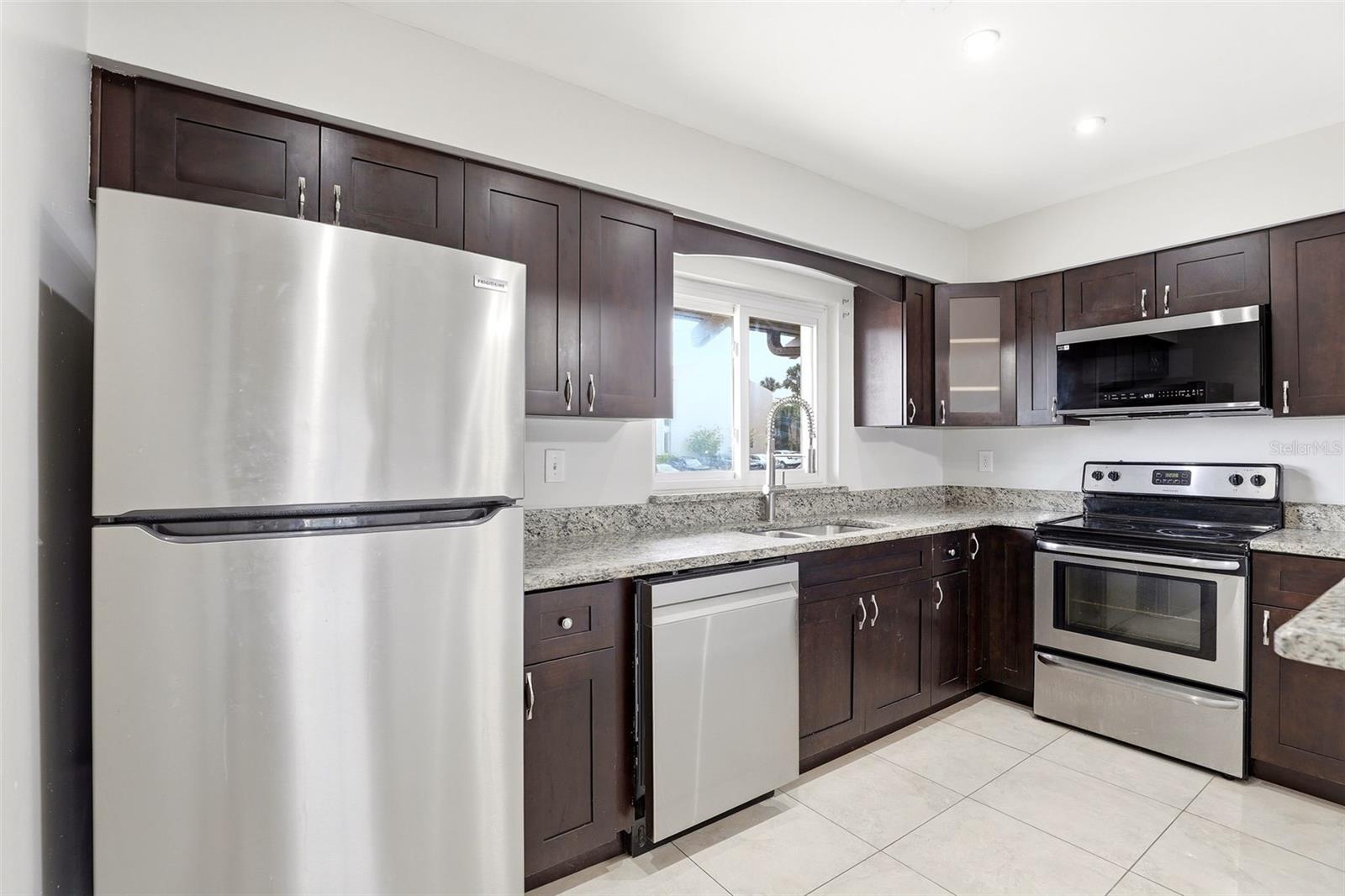 626 ORANGE DR #243, ALTAMONTE SPRINGS, FL, 32701