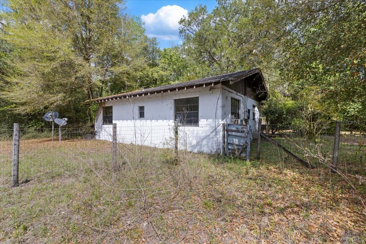 6950 SE HIGHWAY 41, MORRISTON, FL, 32668