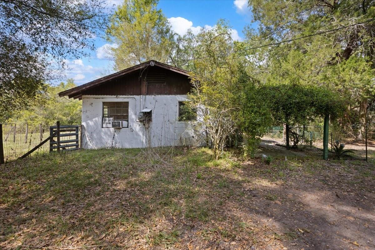 6950 SE HIGHWAY 41, MORRISTON, FL, 32668