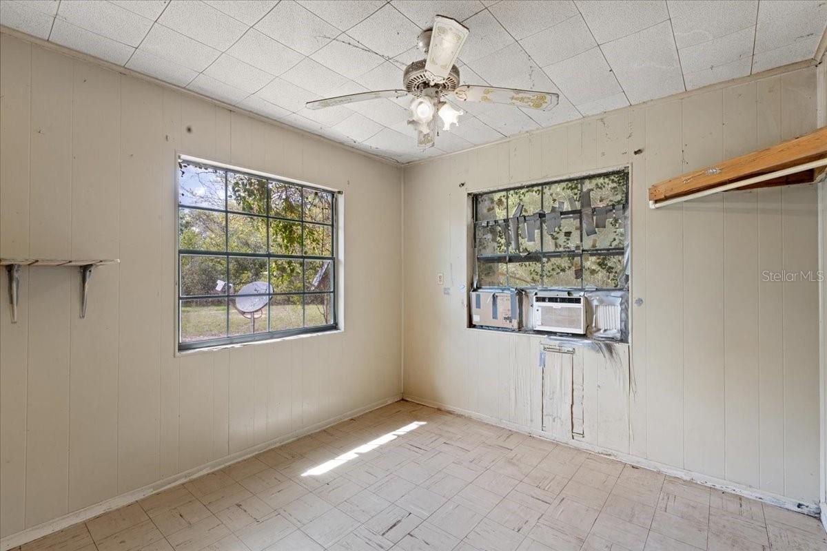 6950 SE HIGHWAY 41, MORRISTON, FL, 32668