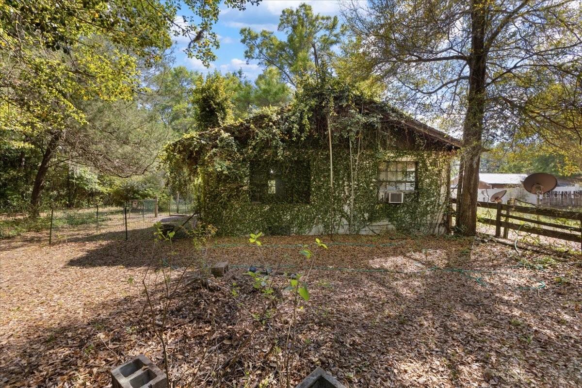 6950 SE HIGHWAY 41, MORRISTON, FL, 32668